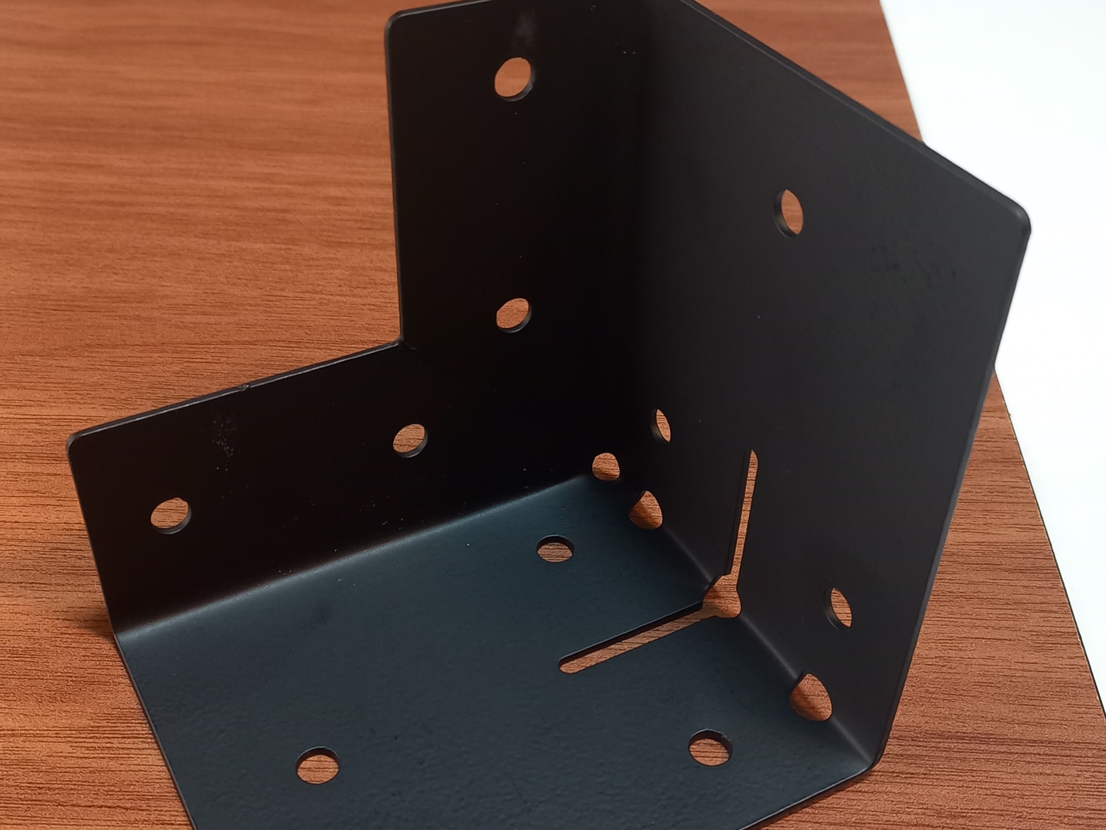 نمونه کار برش لیزر ورق آهن